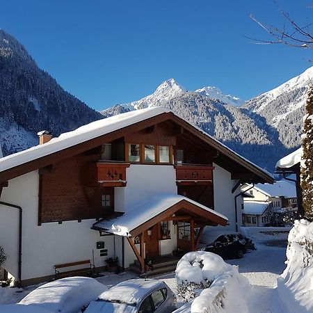 Alpasella Ferienwohnungen Sankt Gallenkirch Esterno foto